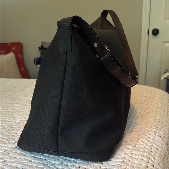EUC Gucci Black Monogram XL Canvas Duffel Bag with Leather Strap/Leather Base - Picture 2 of 9